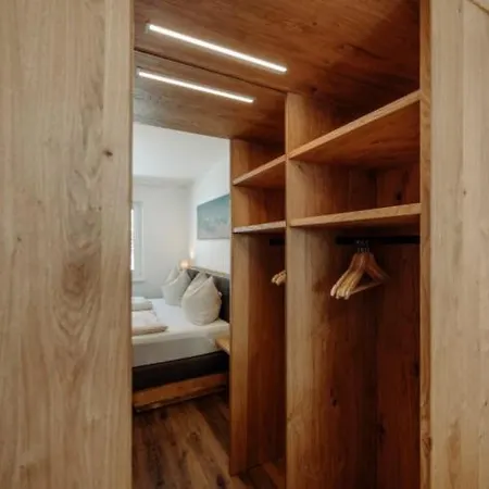 Hammerrain Apartment *